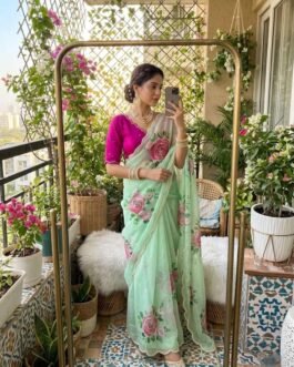 Elegant Floral Georgette Saree with Khatli Handwork & Cutdana Moti Border – Designer Partywear Saree
